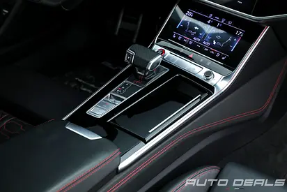 2021 AUDI RS6 照片 14