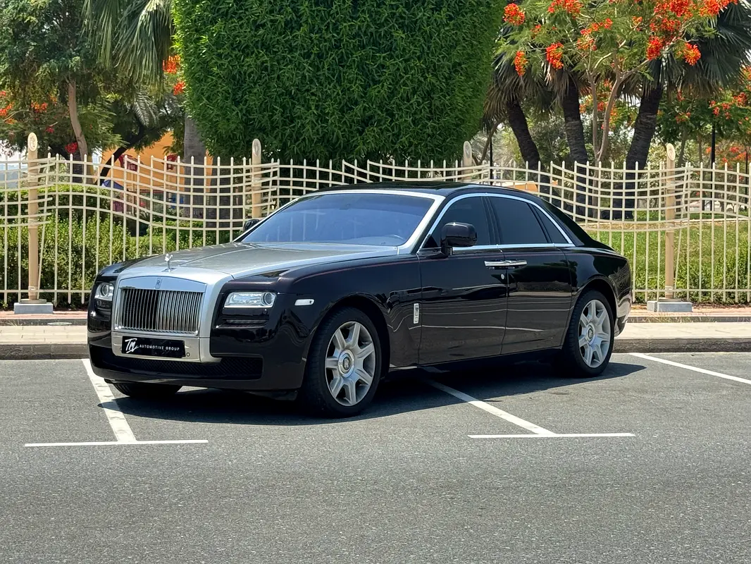 Rolls-Royce Ghost 2011 — photo 1 of 13
