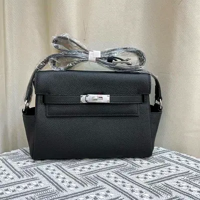 Hermes Kelly messenger bag