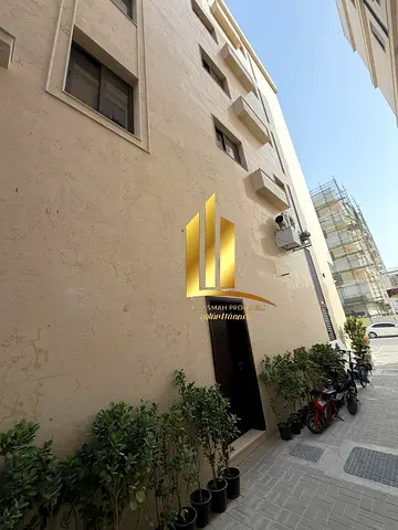 للبيع أرض تجارية سكنية في المجرة بحي الشرق قرب كورنيش الشارقة والبحر – الشارقة