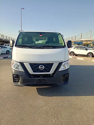 Full Cargo van Nissan Urvan  2021 GCC Specs