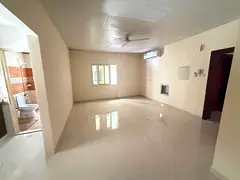 A unique opportunity to live in a spacious studio apartment with a practical design and strategic lo