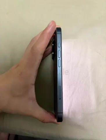 iPhone 17- Brand new