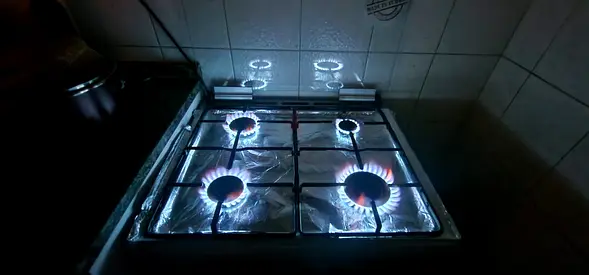 Stainless Steel 4-Burner Gas Cooker with Cylinder