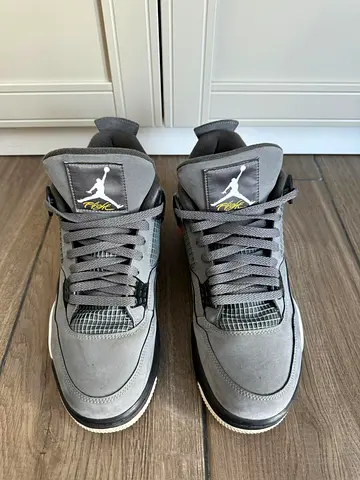 Jordan 4 cool grey size 11.5US