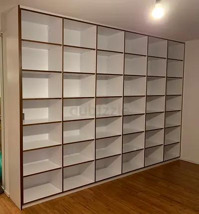 Large Wall-to-Wall Adjustable Bookshelf Unit