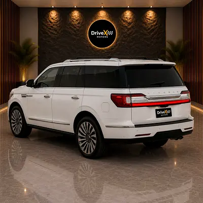 صورة 3 لـ 2018 Lincoln NAVIGATOR