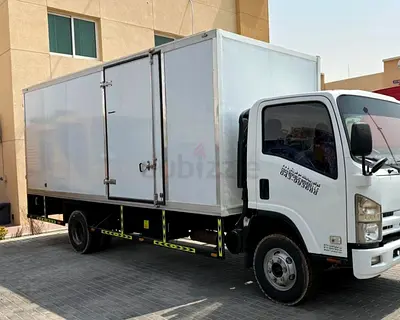 URGENT : ISUZU NPR 2018 NEW BOX , NOT GCC