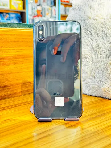 📱 FOR SALE – iPhone X 64GB 🔥 Apple iPhone X – Excellent Condition