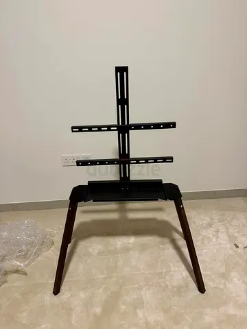 CHEAP PRICE! Tv Tripod