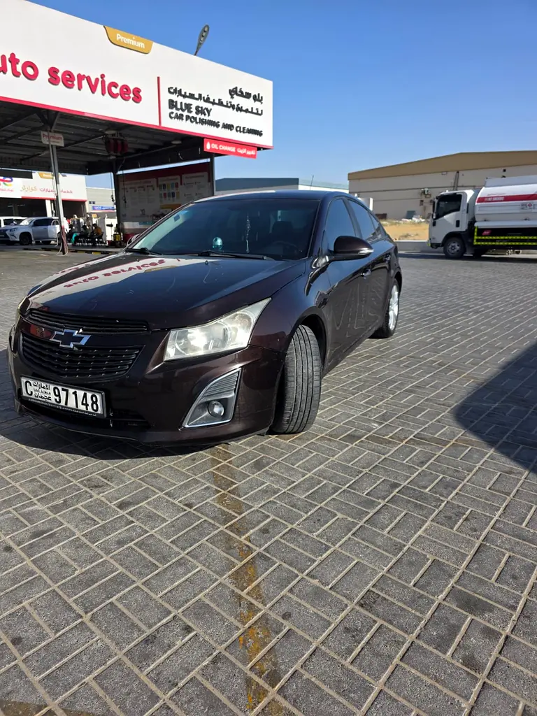 Chevrolet Cruze 2015 — photo 1 of 5