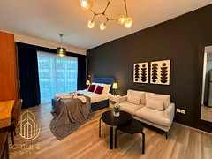 Stunning Lake &amp; Pool View | Fully Furnished | Vacant