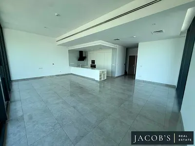 Vacant | 4 BR + Maids | Spacious Layout