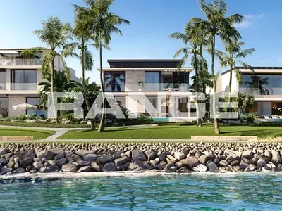 Through Waterfront Villa | Genuine Sale | D2 M