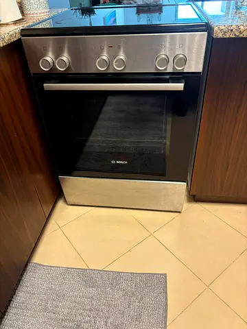 Bosch freestanding electric oven with ceramic hob - good condition