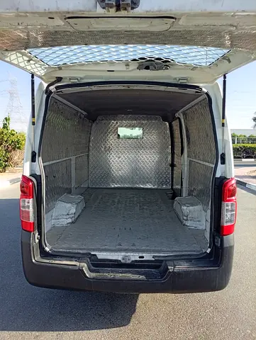 صورة 13 لـ 2021 Nissan URVAN