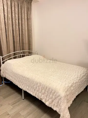 Metal Bed with Medical Mattress
