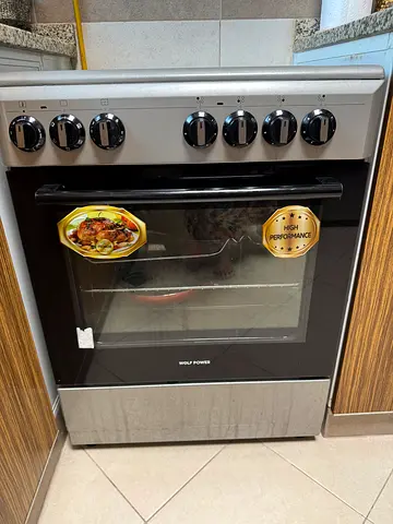Wolf Electric Cooker - Ceramic top