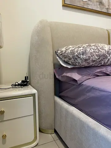 2 Side Table