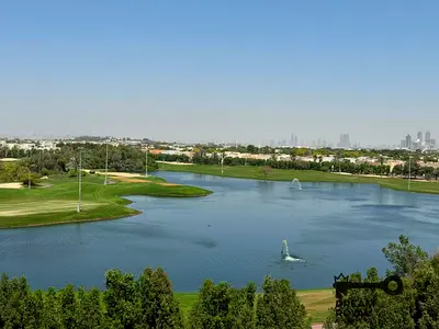 Golf Course View | Well Maintained| Large Layout