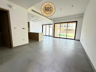 Modern Living | Upgraded Single Row 3BR Villa For Rent in La Violeta Villanova
