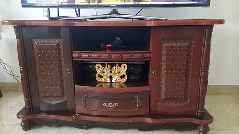Tv table