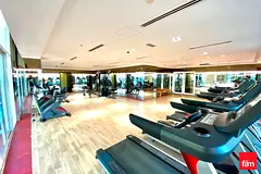 Furnished I Mid Floor I Near Metro