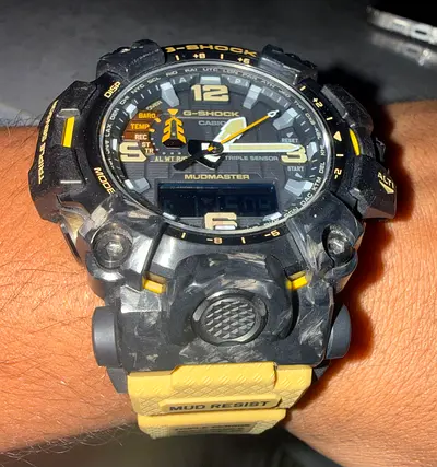 G Shock Gwg 2000 just new only two weeks back purchased