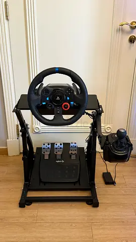 Logitech G29 Driving force racing wheel, Pedals, Shifter, and racing mount.