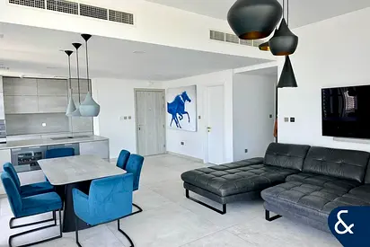 Upgraded | Corner Unit | Vacant on Transfer