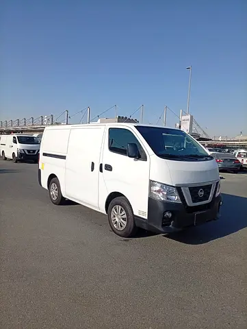 Automatic Gear Nissan Urvan Van 2022 GCC Specs