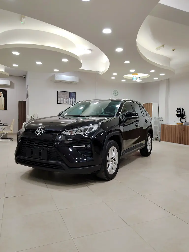 Toyota Wildlander 2022 — photo 1 of 19
