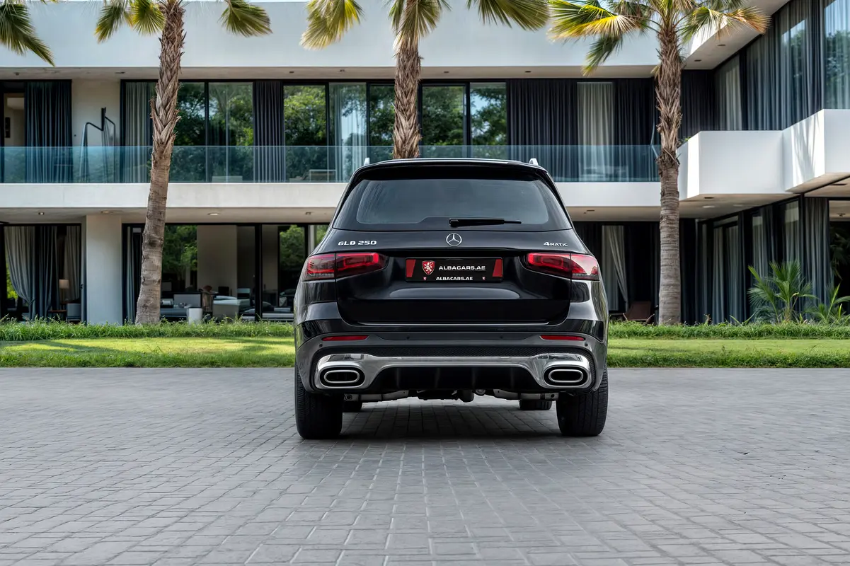 Mercedes-Benz GLB-Class 2023