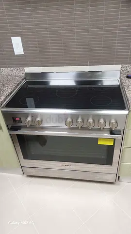 Bosch brand 8 series model 5 zone Electric cooker 90by60