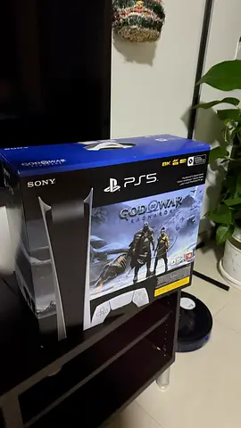 Sony PS5 $% of war edition rarely used