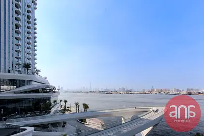 Luxury Apartment | Burj and Sea View | Low Floor