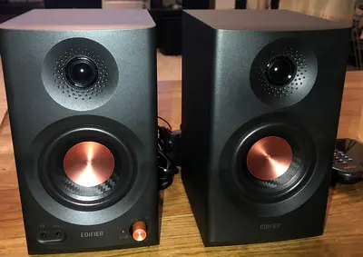 Edifier MR3 powered studio monitor speakers