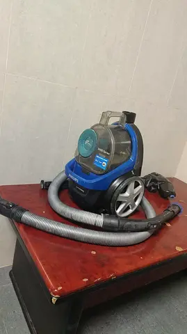 Vacuum cleaner