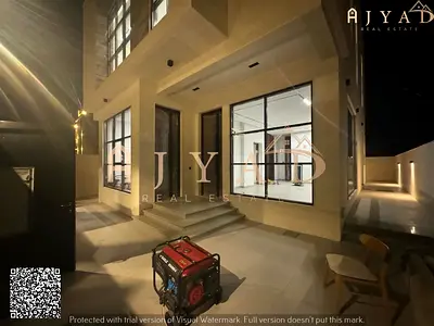 للبيع: فيلا في الياسمين عجمان، أرض 3014 قدم، بناء 3300 قدم، 5 غرف ماستر، صالتين، مجلس، غرفة خادمة، غرفة غسيل، شلال، كسوة حجرية من الجهات الأربع، تشطيب