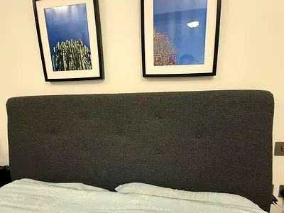 Excellent condition - Bed + Memory foam mattress 160X200 King size (Englander - Bodiform Gel - firm)