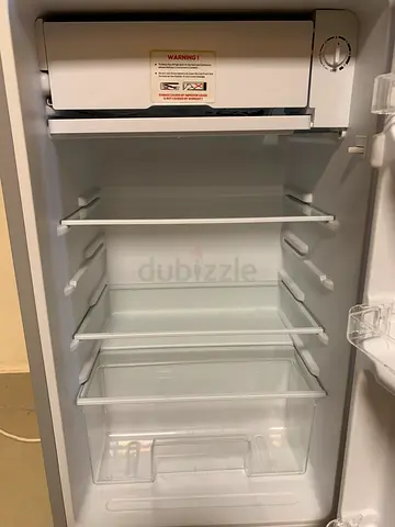 110L Geepas single-door refrigerator in excellent working condition