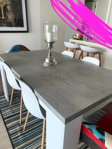Dinning table