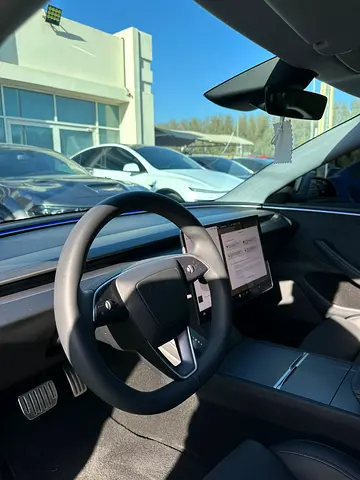 صورة 9 لـ 2024 Tesla MODEL 3