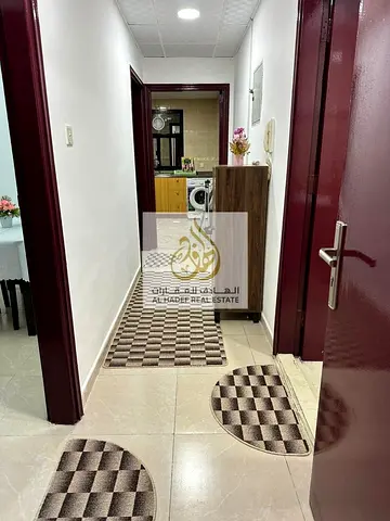 متاح غرفه وصاله منفصله فى الراشديه 2 قريب من ابراج الفالكون السعر 25 الف على 4 دفعات التامين شيك لايصرف