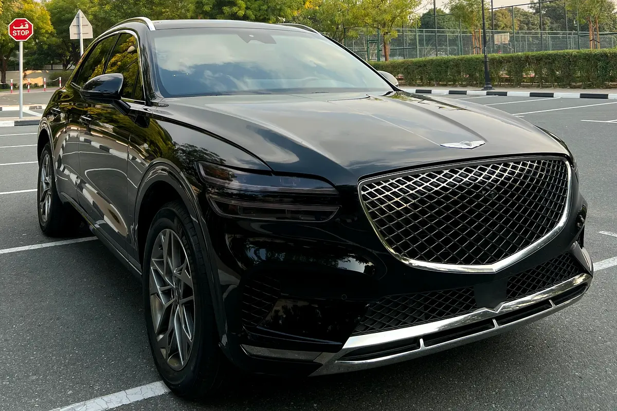 Genesis GV70 2024 — photo 1 of 16