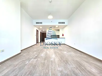 Spacious | Bright Unit | Vacant Now