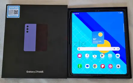 Samsung Z Fold 5 5G
512GB/12GB 
All Original WaterPack
All OK No Dot No Shadew