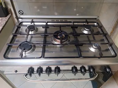 Stainless Steel 5-Burner Gas Cooker with Oven - Good Working Condition