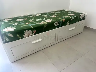 IKEA day bed which gets converted to double bed in very good condition
