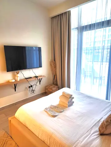 Luxury | Offer Price | 1 cheque - 50K | Bills not included